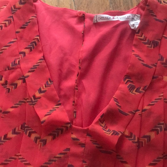 Chelsea & Violet Dress - Picture 2 of 4